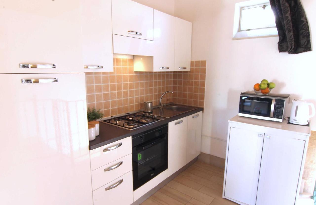Apartament Casa Al Teatro Syrakuzy Zewnętrze zdjęcie